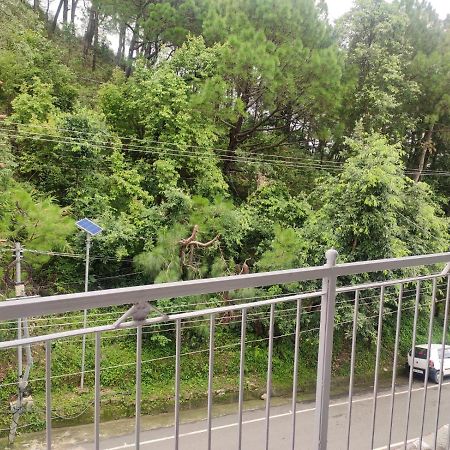 Hotel Amandeep ダラムシャーラー エクステリア 写真