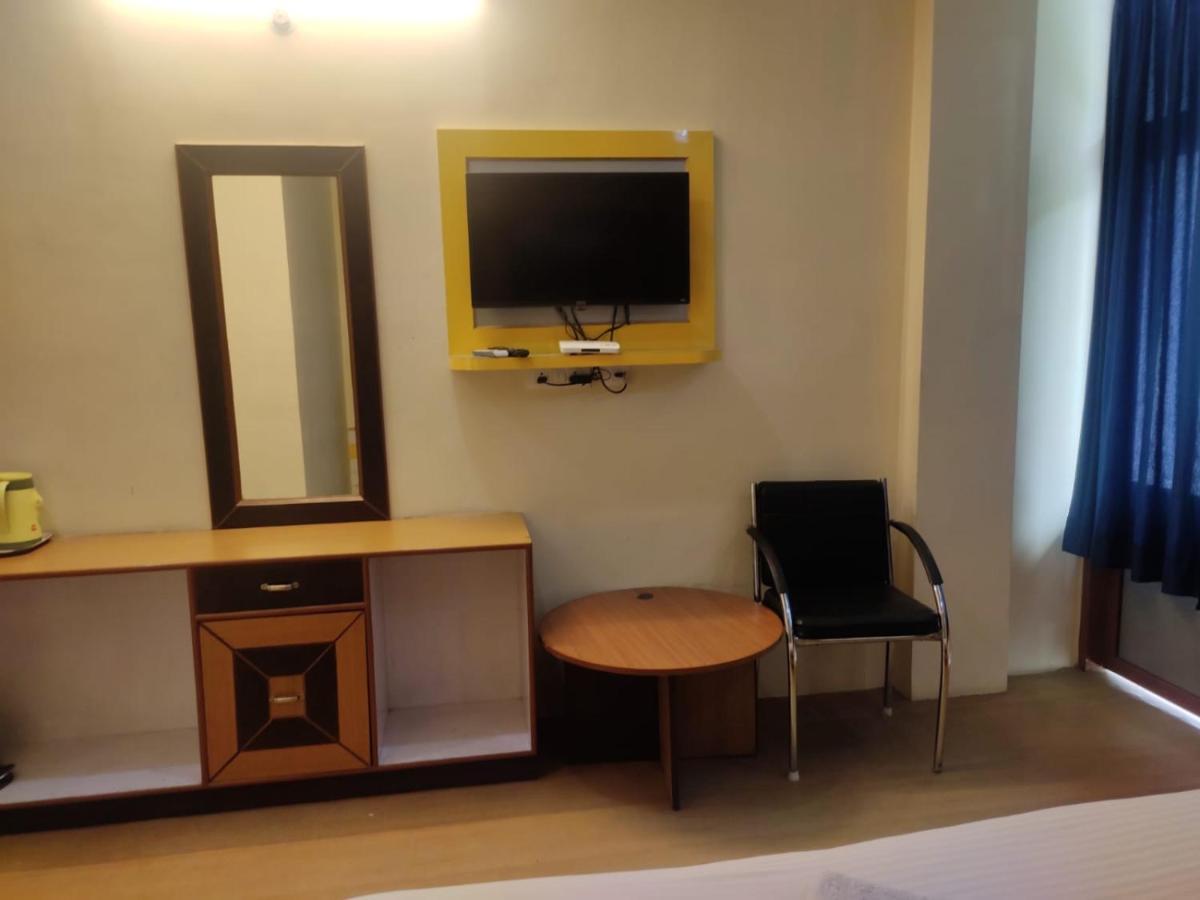 Hotel Amandeep ダラムシャーラー エクステリア 写真