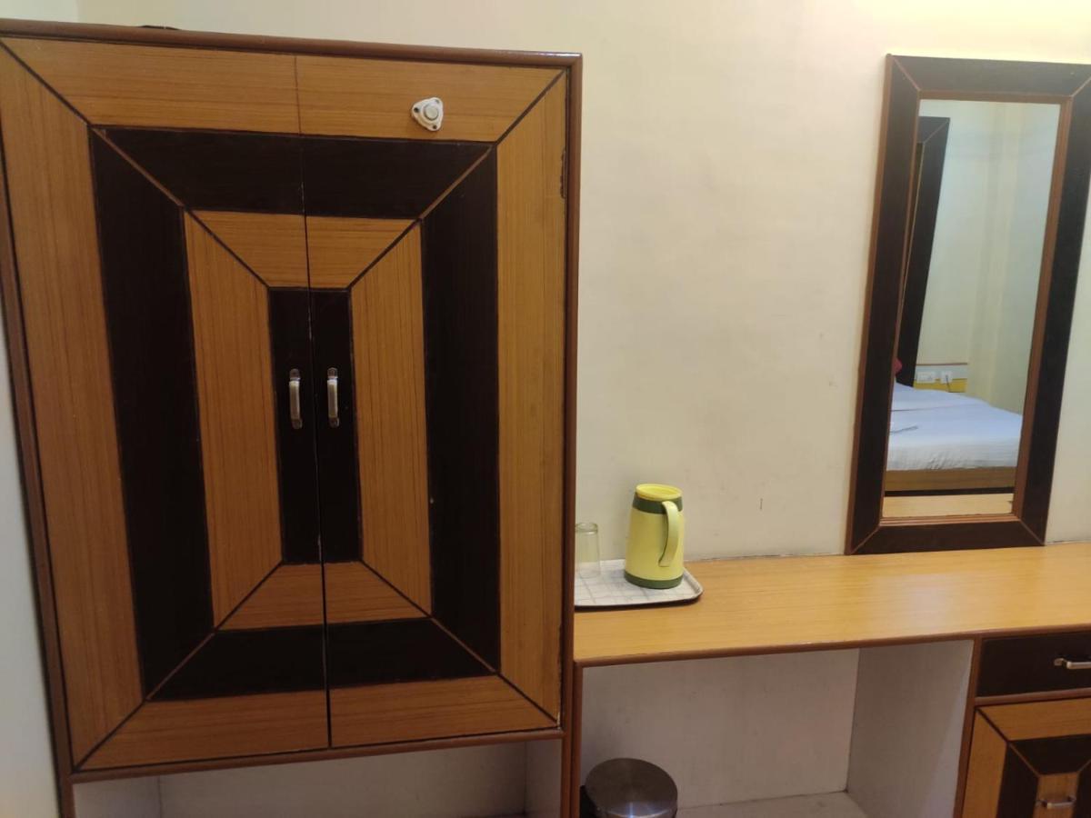 Hotel Amandeep ダラムシャーラー エクステリア 写真