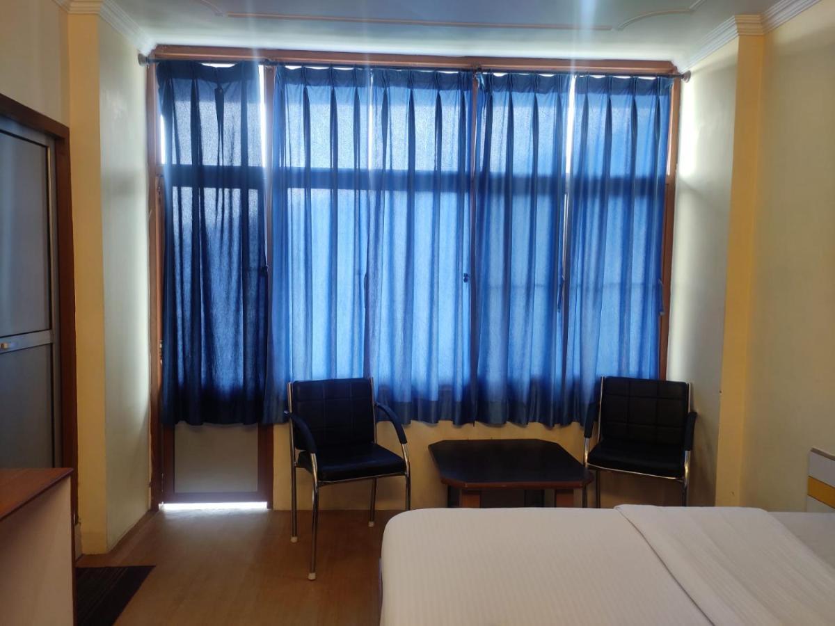 Hotel Amandeep ダラムシャーラー エクステリア 写真